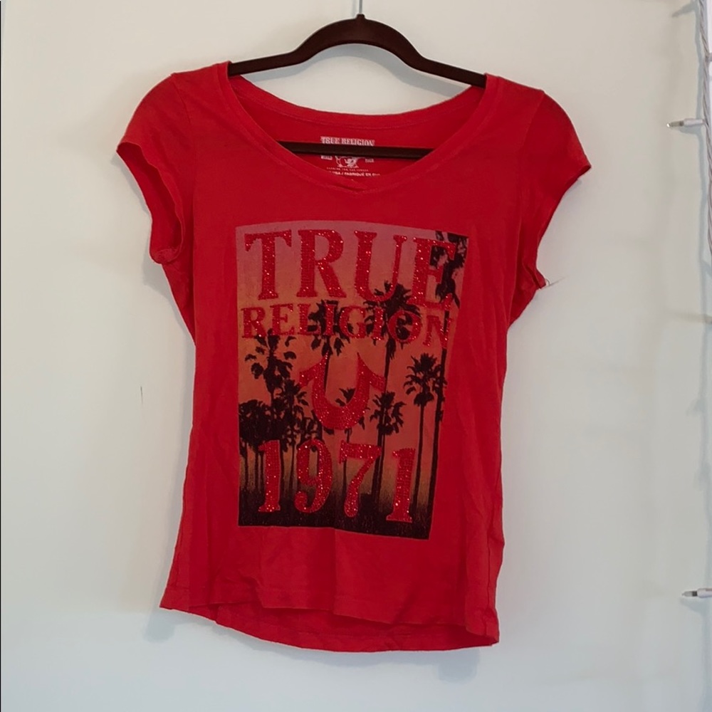 Women’s True Religion tee shirt